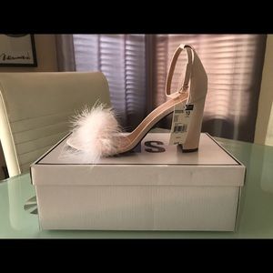 Steve Madden Feather Peep Toe Block Heels